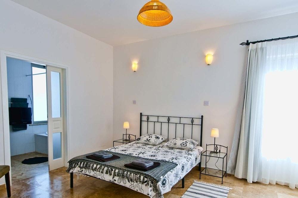 Villa Sweetwater Bay by Amy Villas 2