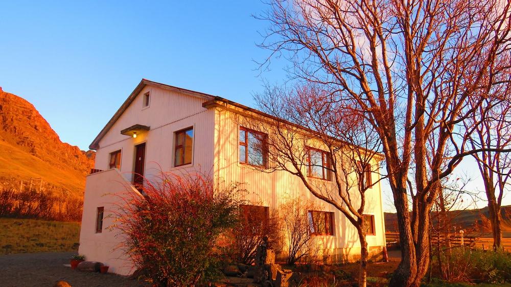 Kalfafellsstadur Guesthouse (Adults only)