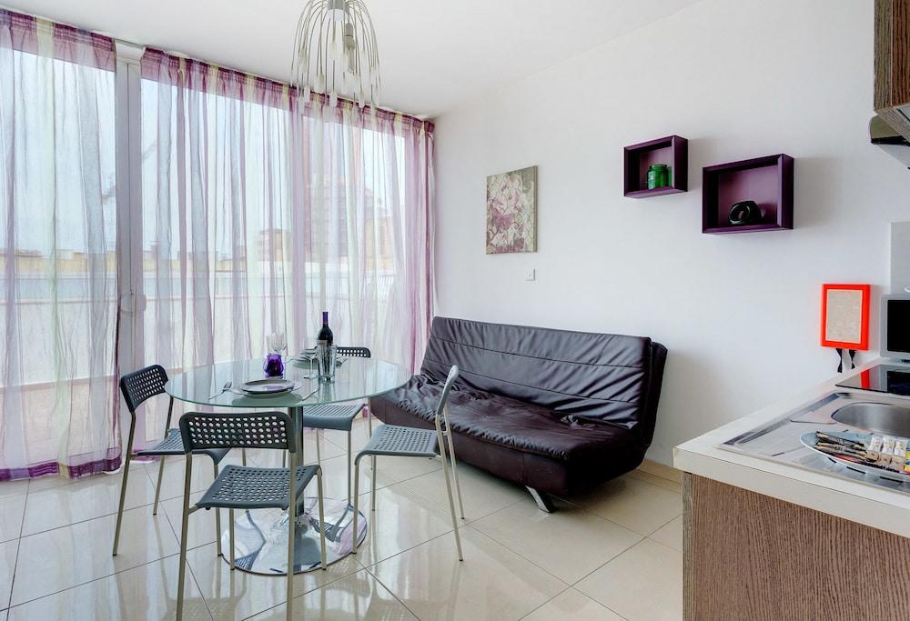 Modern Penthouse in the Heart of Saint Julian's