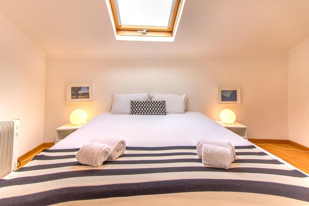 Casa Mouraria I Castle Views 2