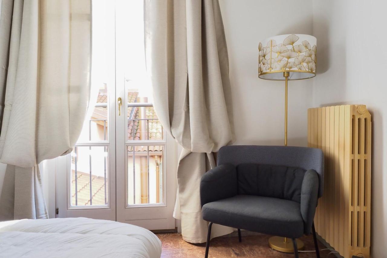 Mila Apartments Magenta 2