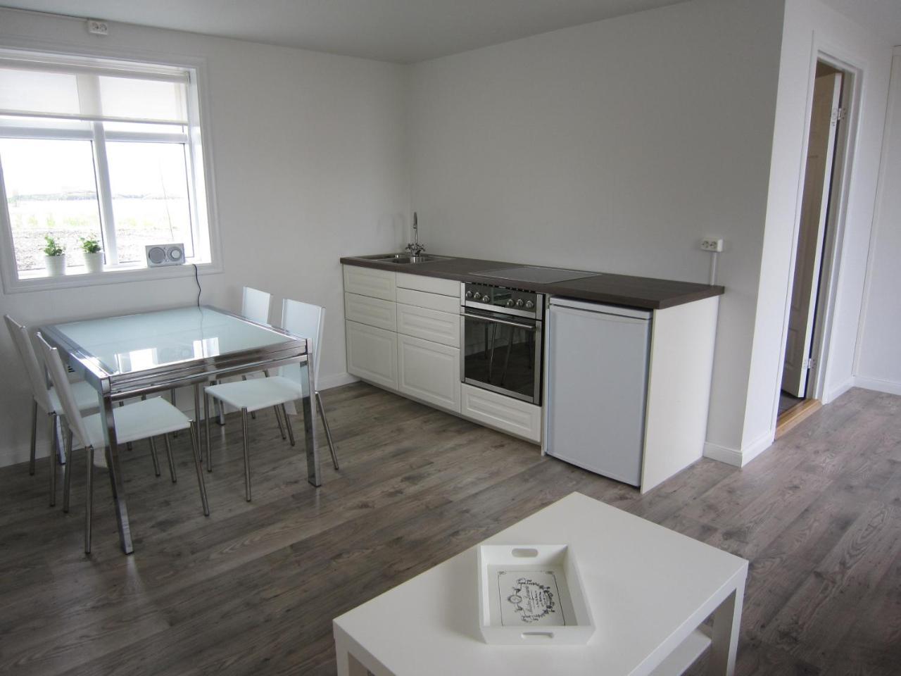 Apartment by the Sea 2