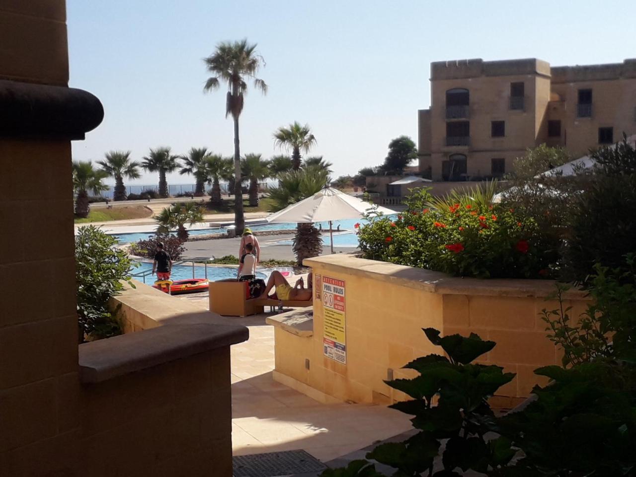 No: 11a4s, Fort Chambray.