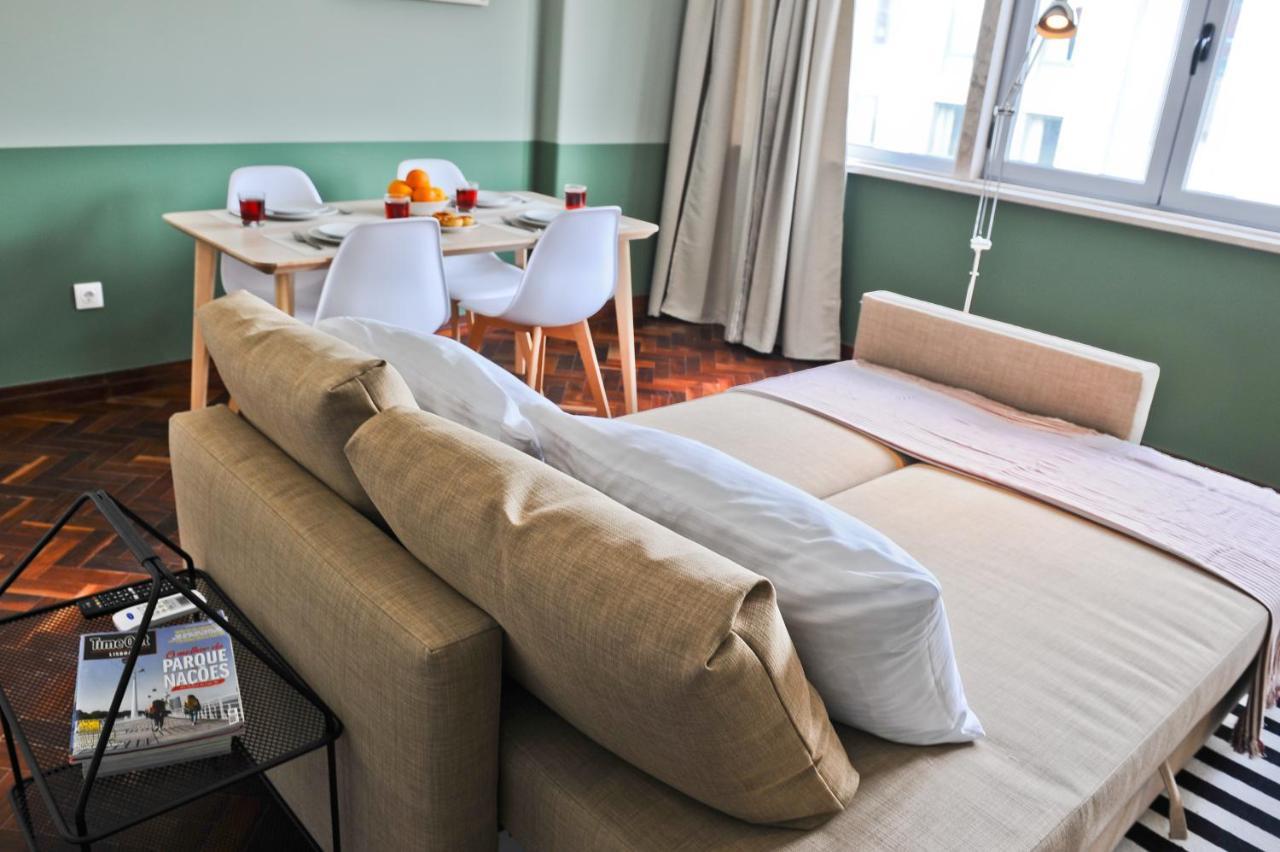 Lisbon Martinis Apartment 6a 2