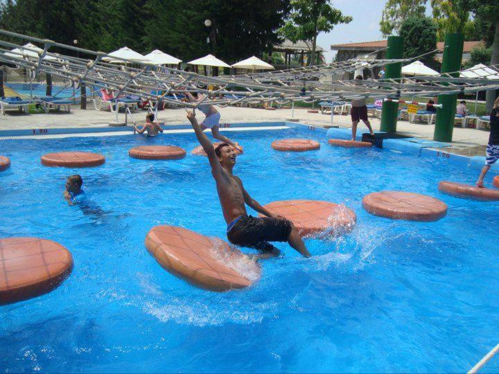 103 Elegant 2 Bed Apartment with Free Wifi, Ac, Pool & Gym! 1