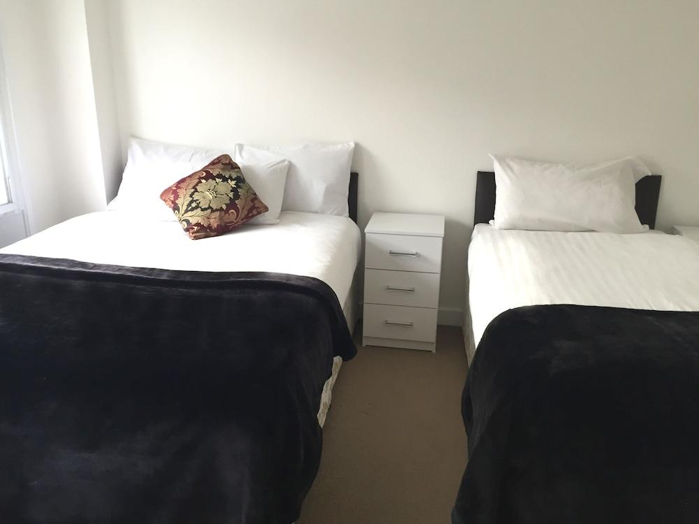 Blandford Street Apartments