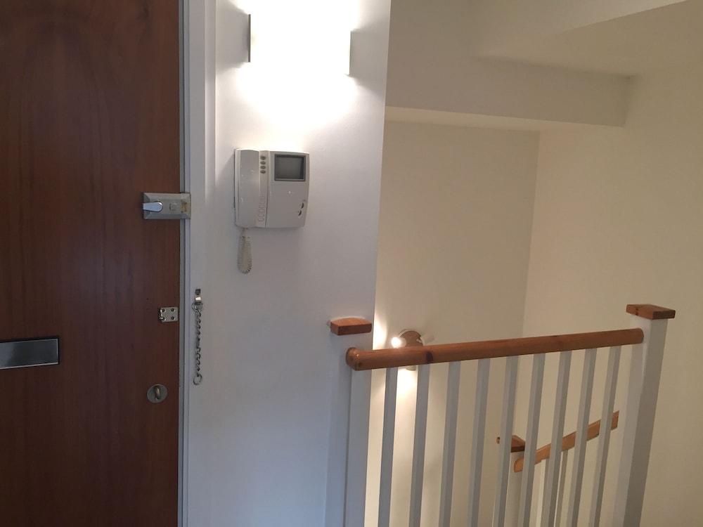 Blandford Street Apartments 1