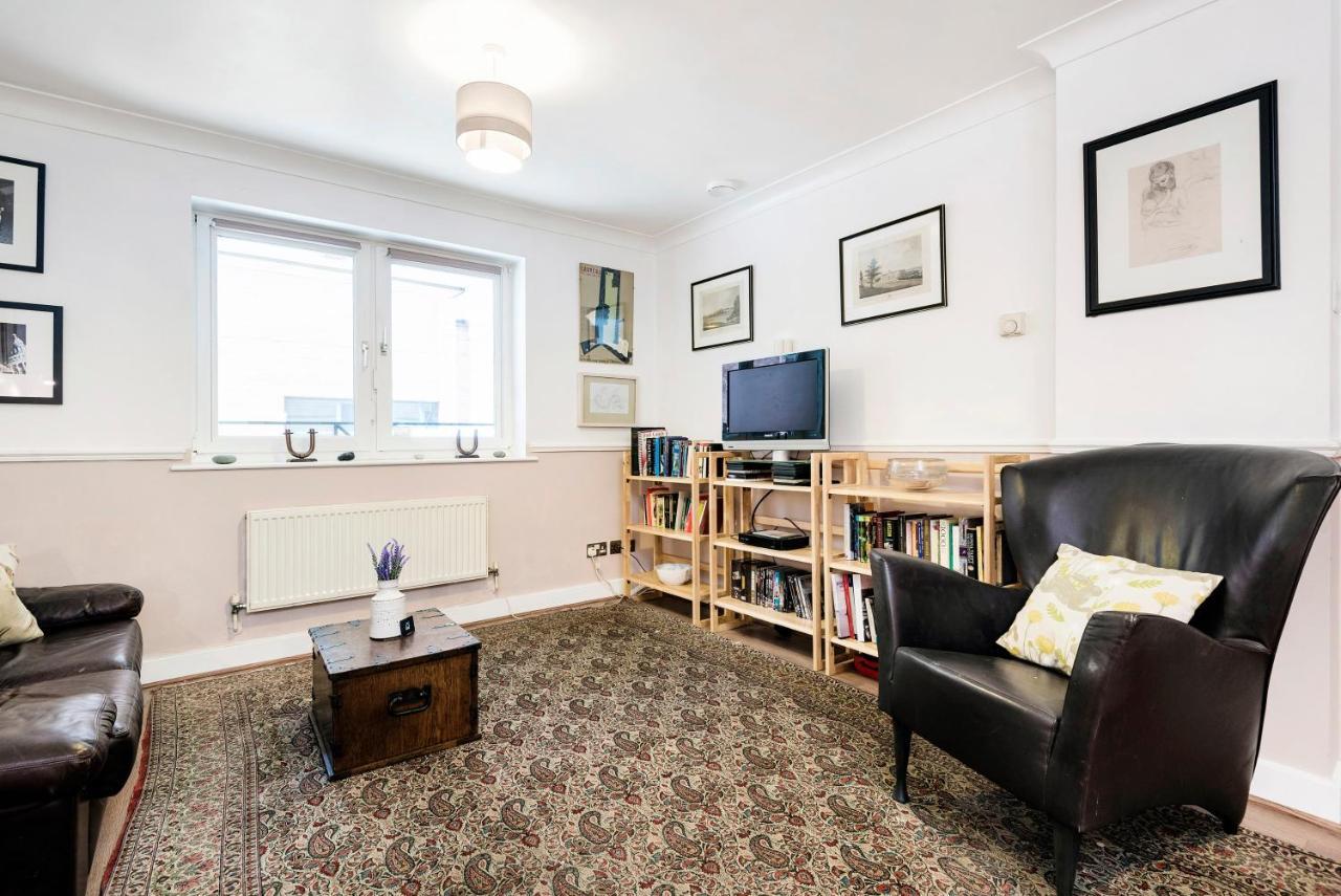 Lovely Mansion House Apartment 2