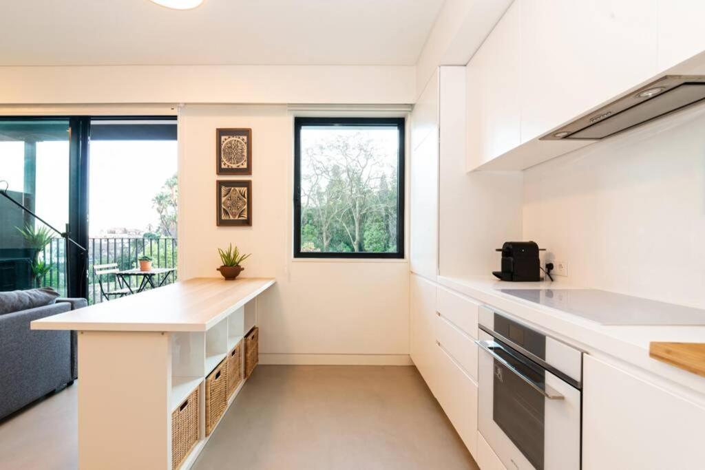 Stylish Apartment by Av. Da Liberdade 2