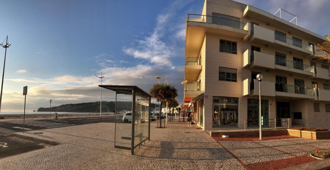 A Casa Da Nazaré - Com Vista Mar 1