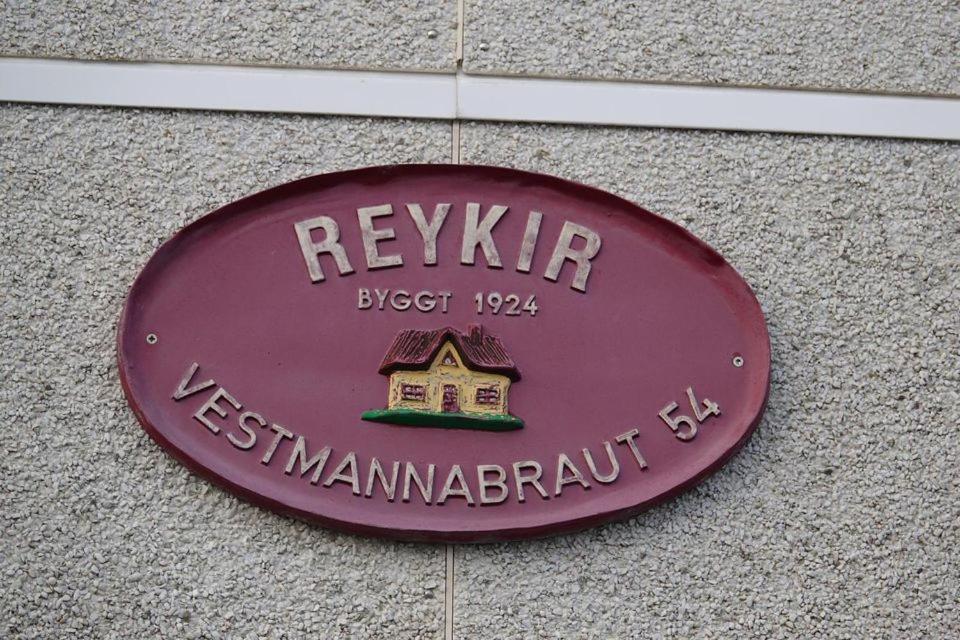 Litið Einbylishus a Besta Stað. 1