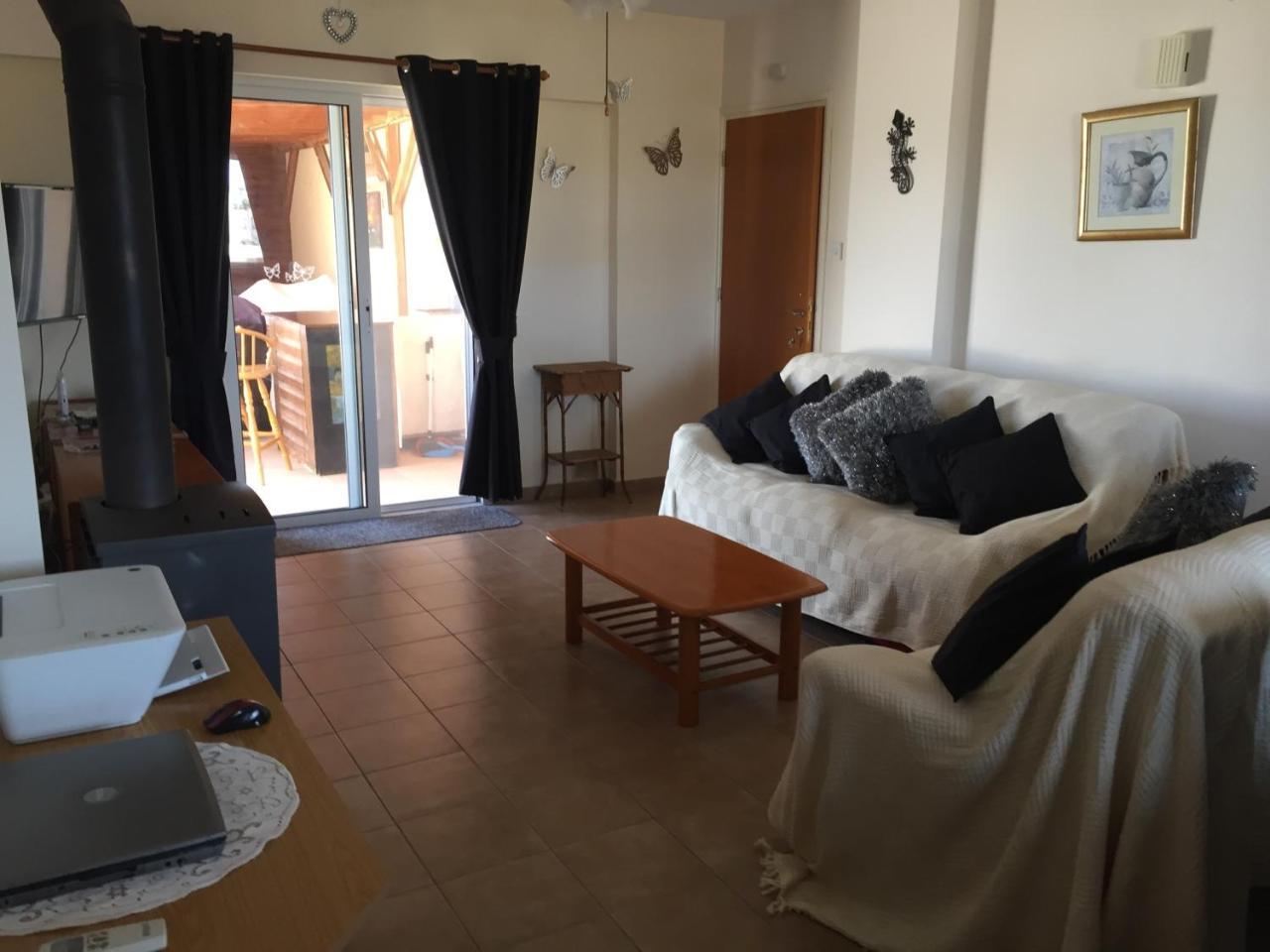 Beautiful Spacious 2-Bed Apartment in Xylofagou 2