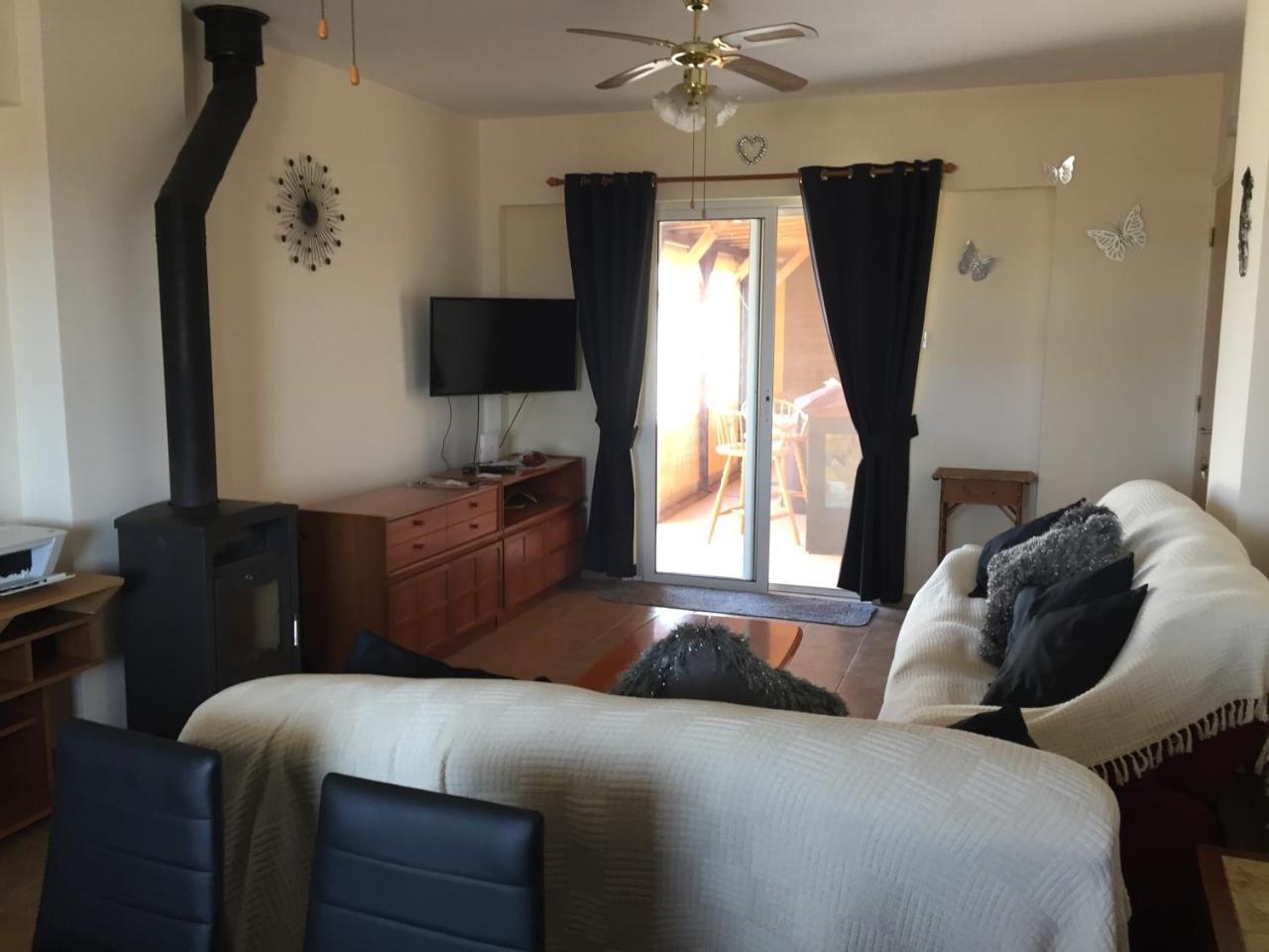 Beautiful Spacious 2-Bed Apartment in Xylofagou 1