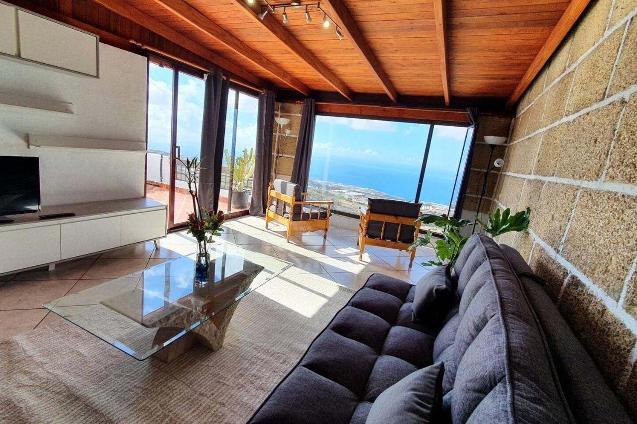 Sunny Island Retreat in Tejina de Isora 1