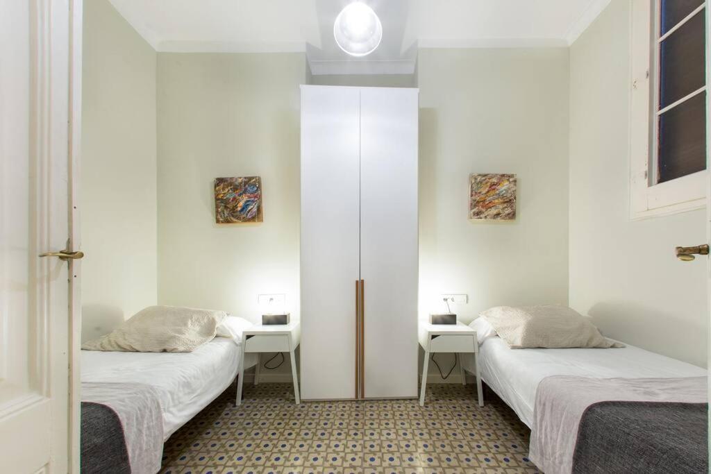 4bedroom Apartment with a Balcony in las Ramblas 1 2 (Adults Only) 2