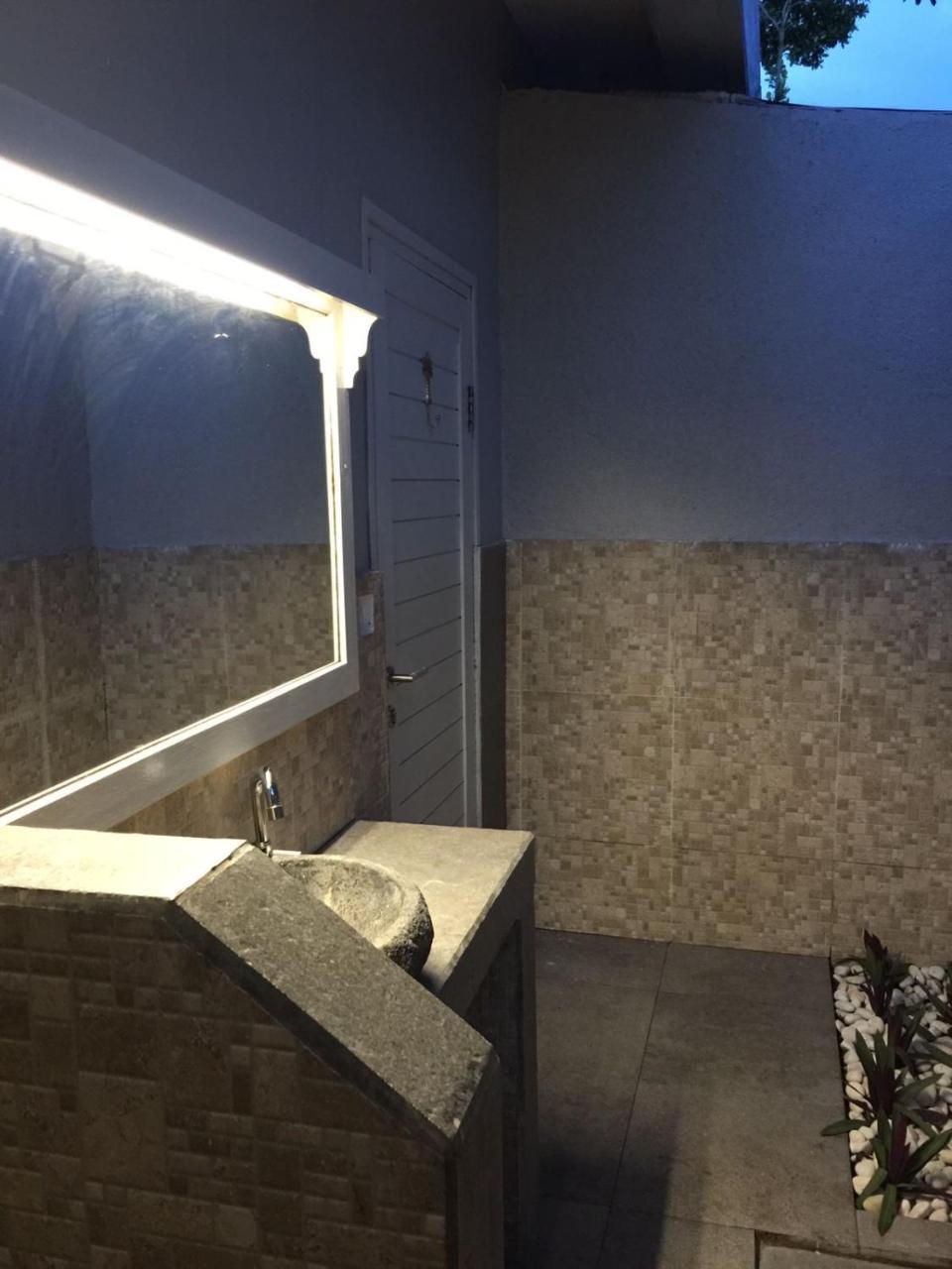 Follow Your Dreams Gili Air 1