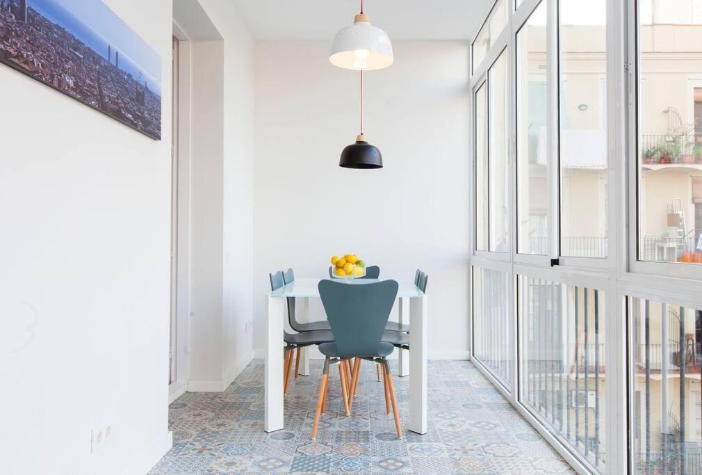 Perfectly Located 4bed 4bath Apartment in Barcelona 3 1 (Adults Only) 1