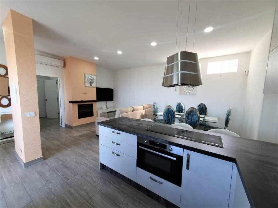 Escape To Finca Conejo, Typical Canarian House Private Jacuzzi, Sauna, Gym, Finca Conejo Taucho by Aqua Vista Tenerife 2