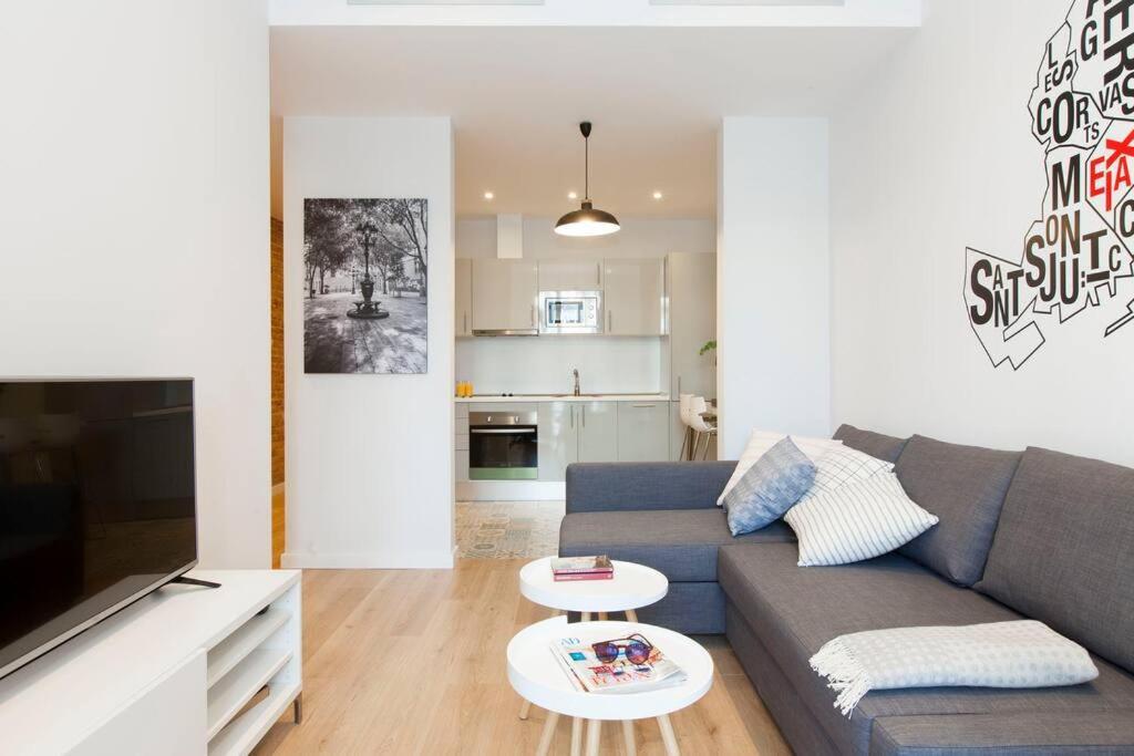 Beautiful 4bd 4ba Apartment in Eixample District (Adults Only) 1