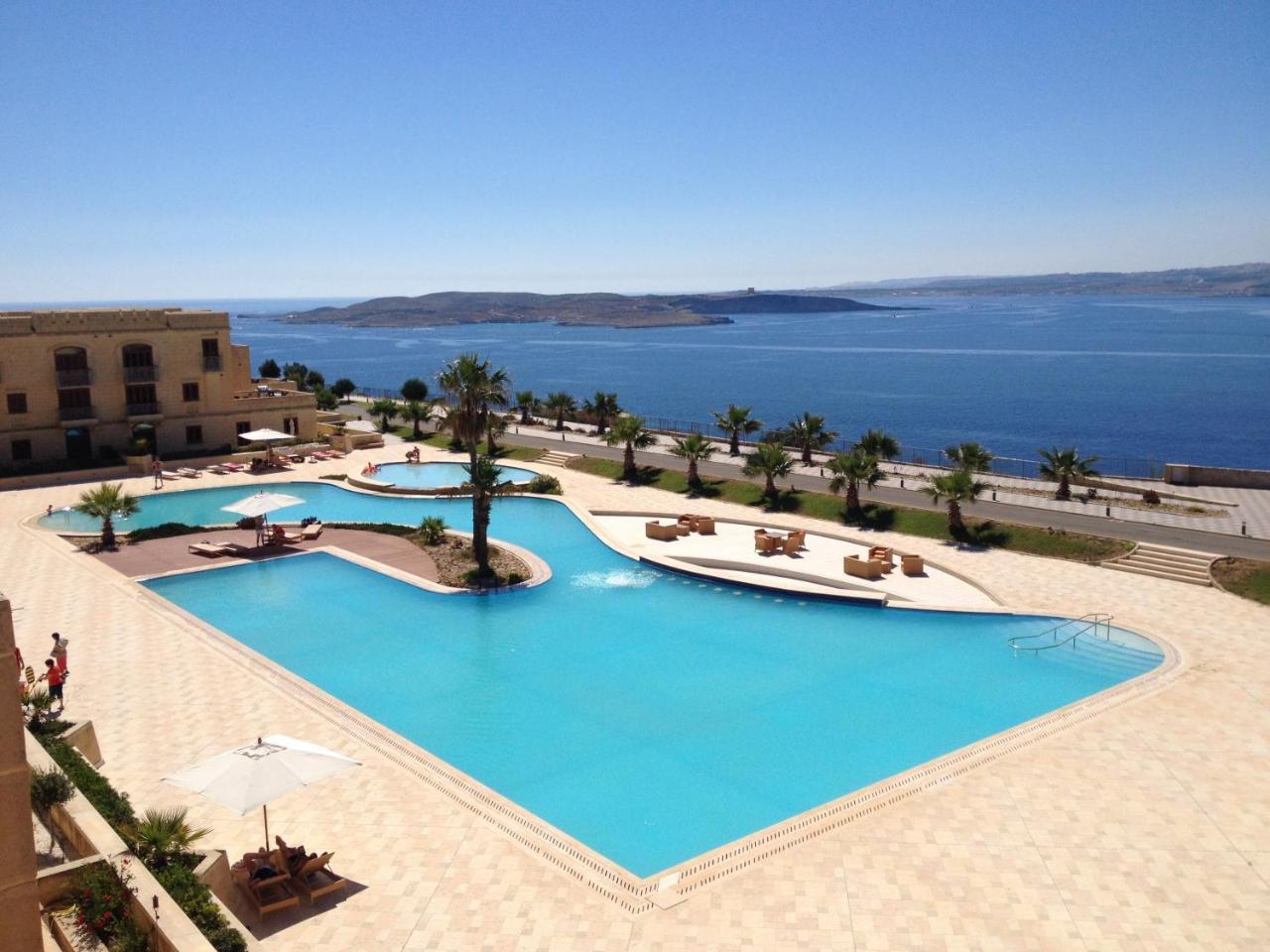 Fort Chambray Apartment 1