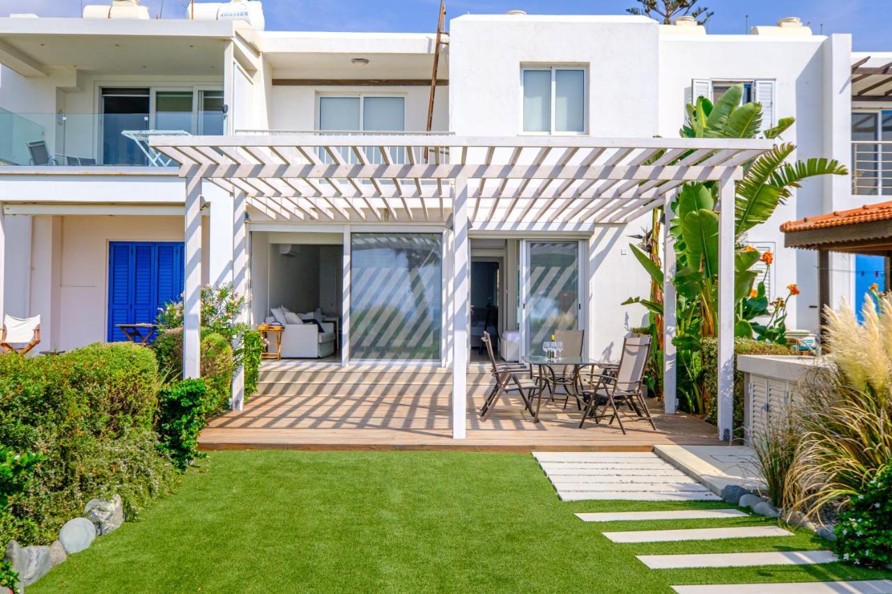 The Medview Garden House 1