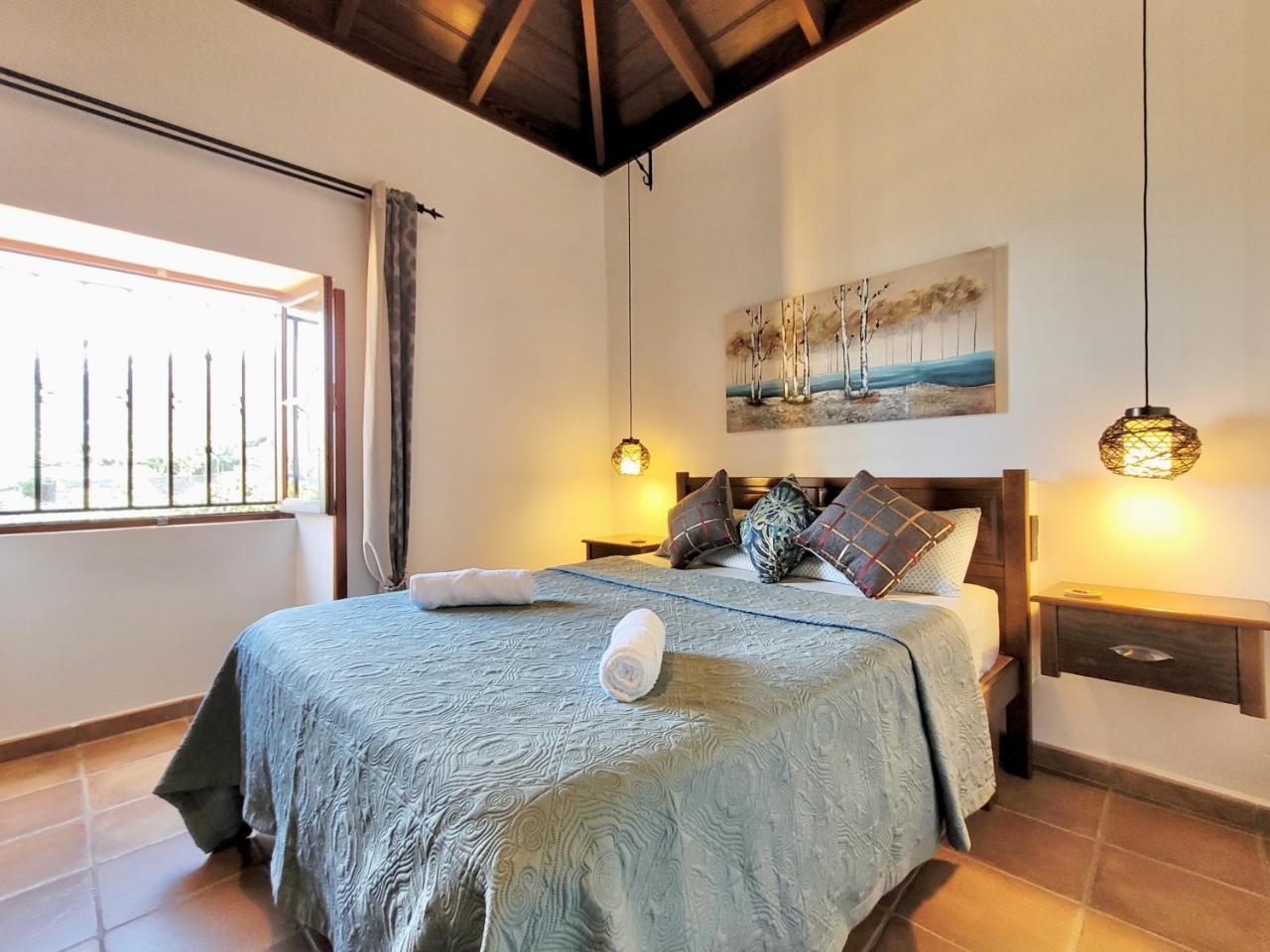 Bollullo Sunset - Ceiba 2