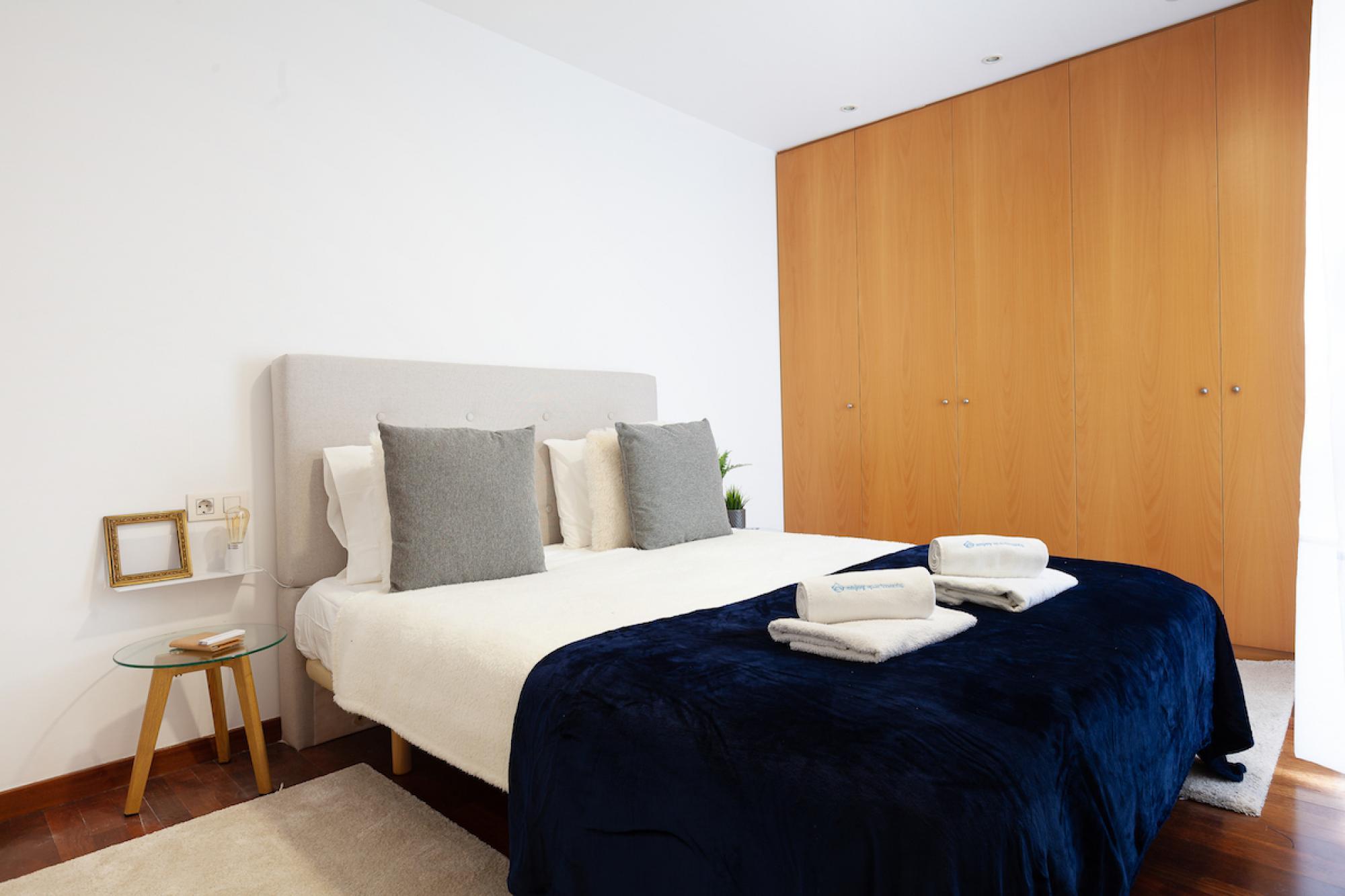 Maria · Stylish 2 Br Apartment with Private Roof Terrace 2