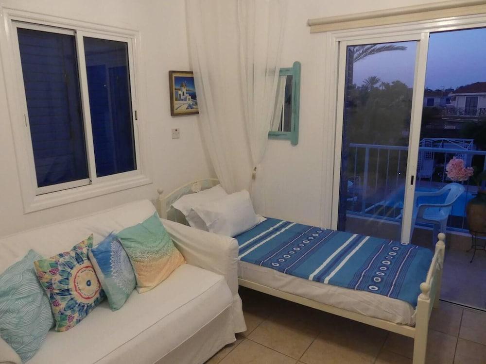 Greek Island Style 2 Bedroom Villa with Pool 2
