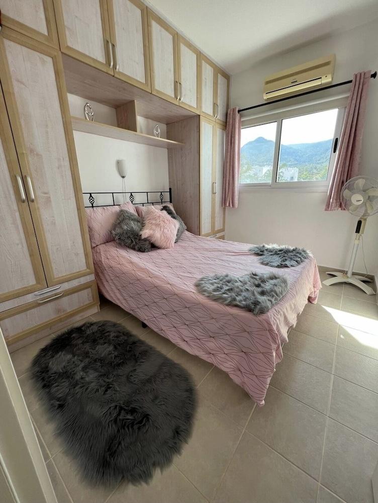 Slimline Retreat Penthouse 1