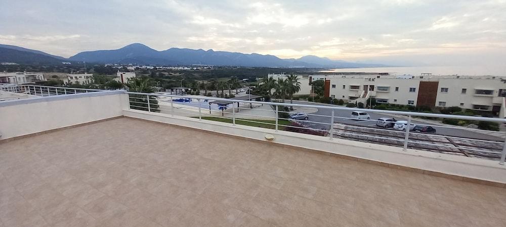 Stunning Rooftop Terrace Between Sea And Mountains 1