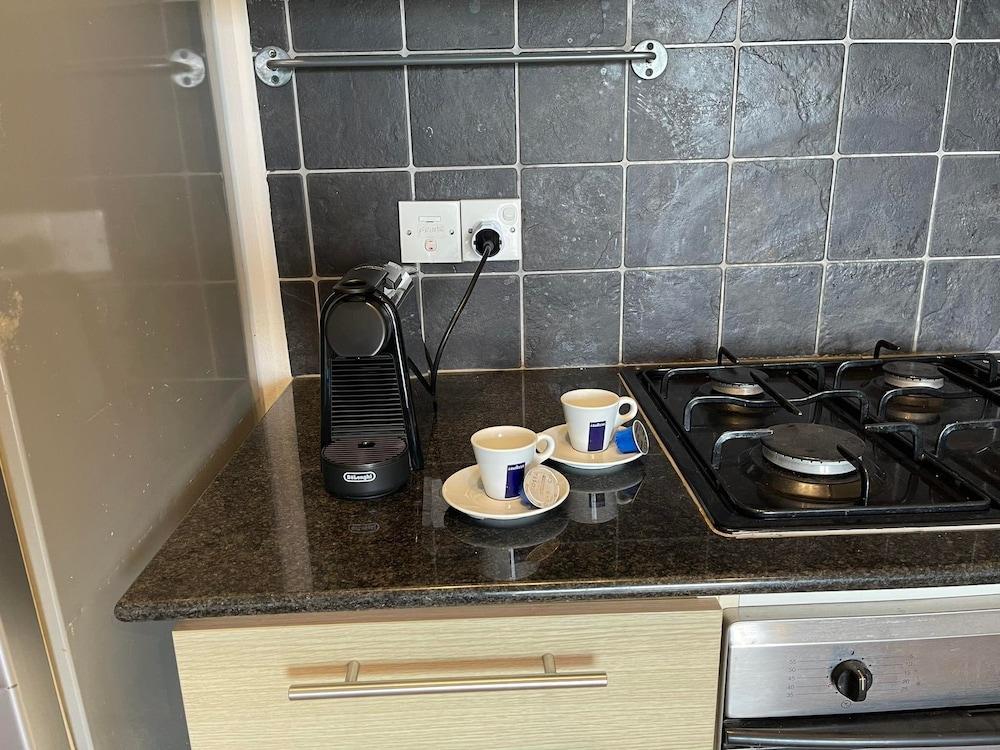 Stunning 1-Bed Apartment in Larnaca Near the Sea 2