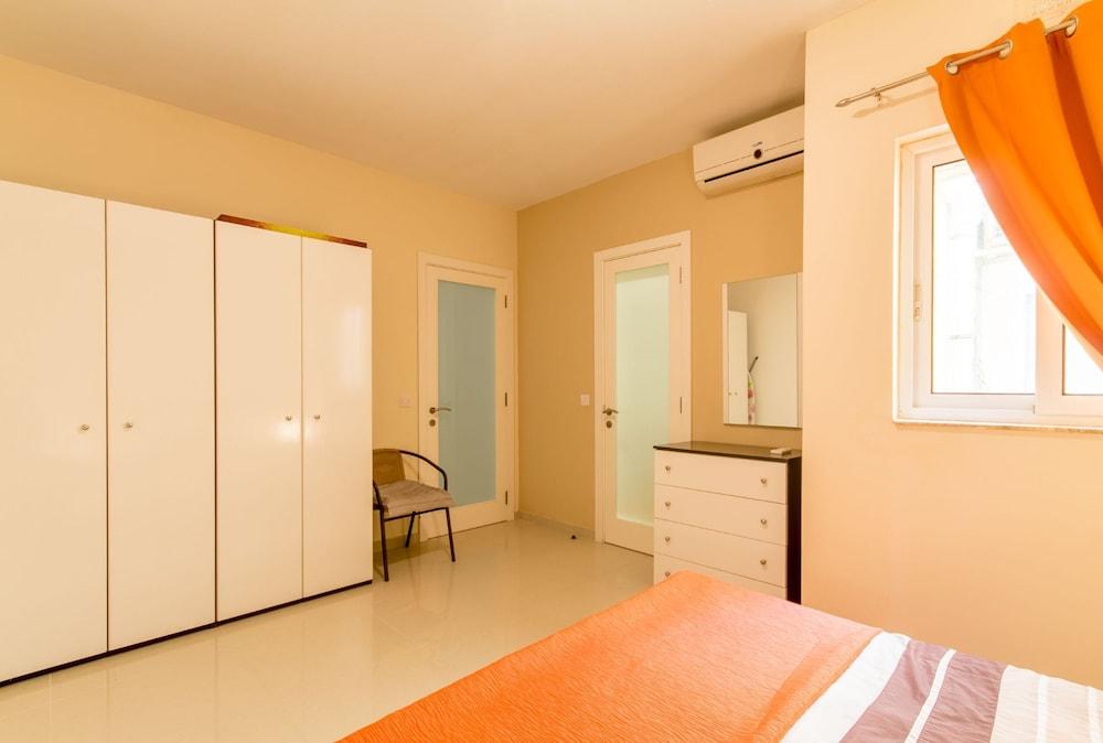 Sunny & Pool Quiet Apart Qala Gozo 2