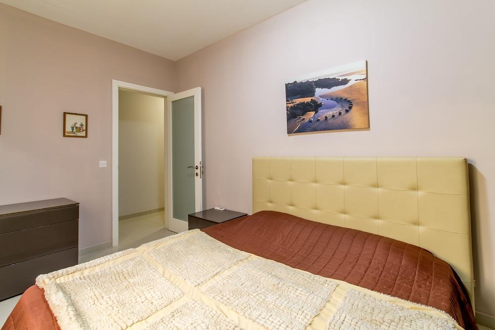 Sunny & Pool Quiet Apart Qala Gozo 1