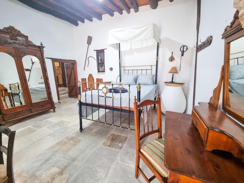 Poseidon's Pool Paradise 1