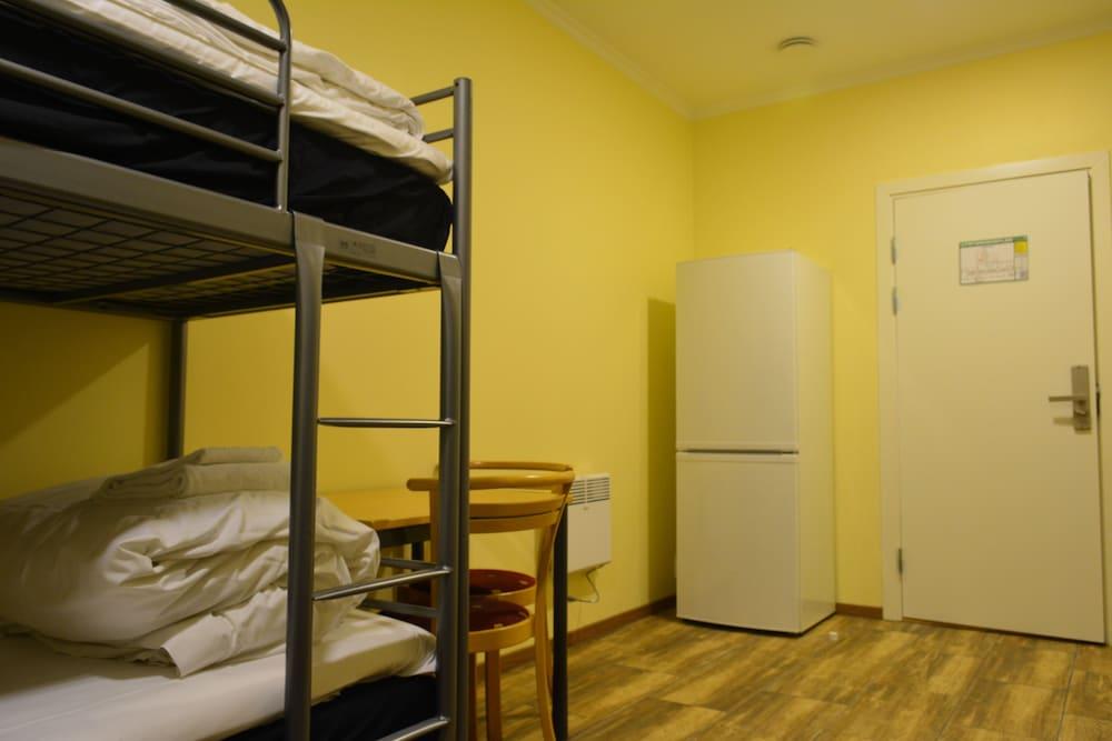 Holiday Hostel 2