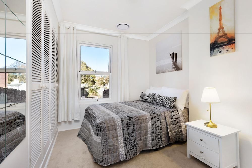 Darlinghurst Cottage 1