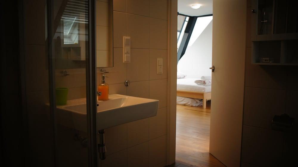 Rooftop Apartment with Views. 2