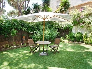 Shikara Be My Guest Castelldefles