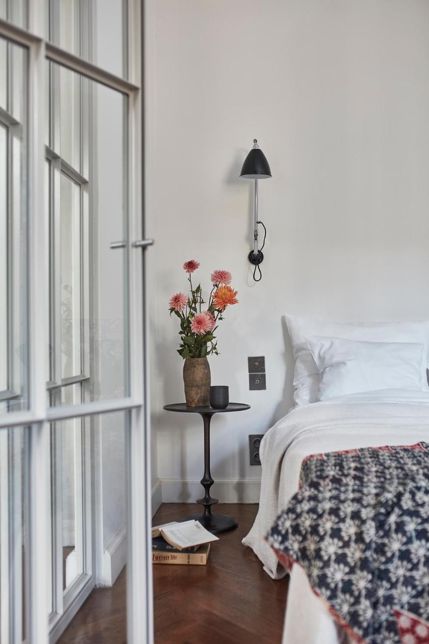 Between Us Bed And Breakfast 2