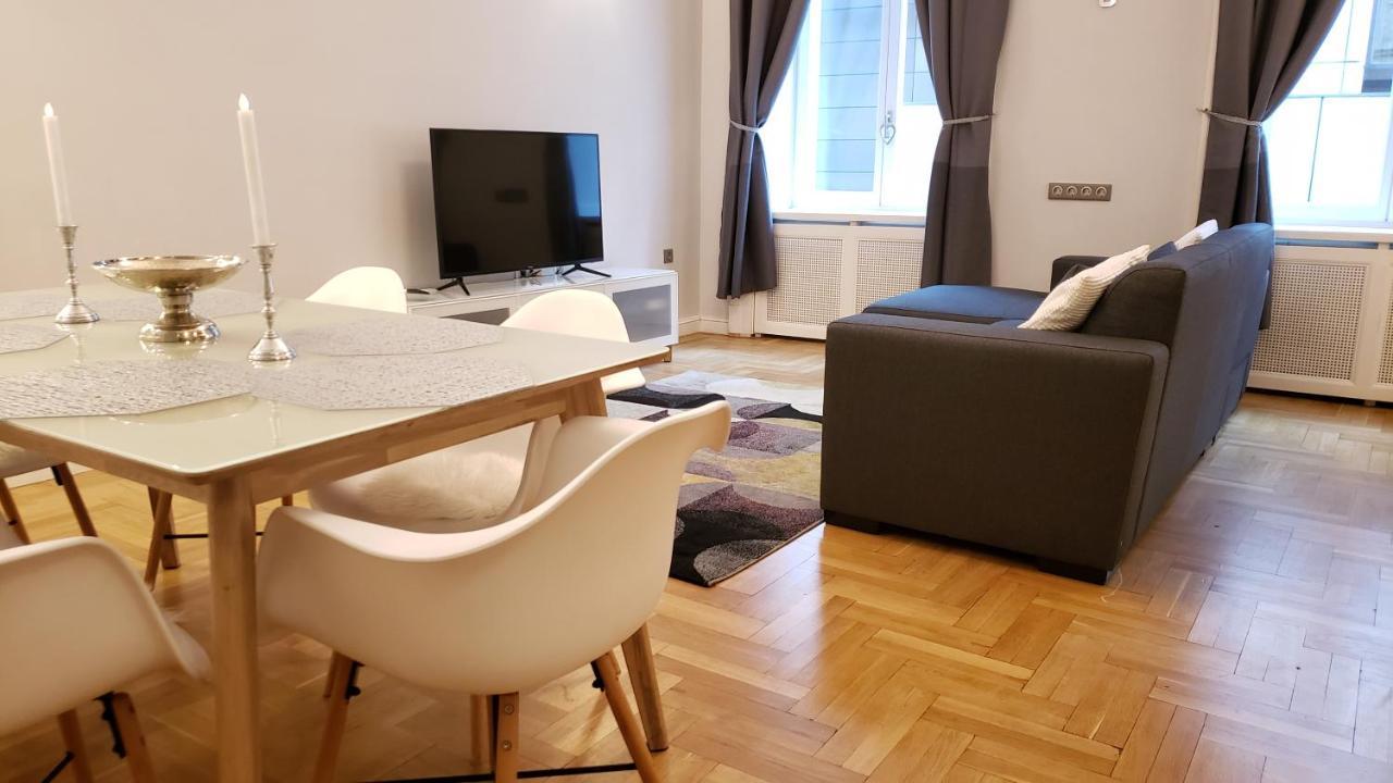 Supreme City Center Apartment 1