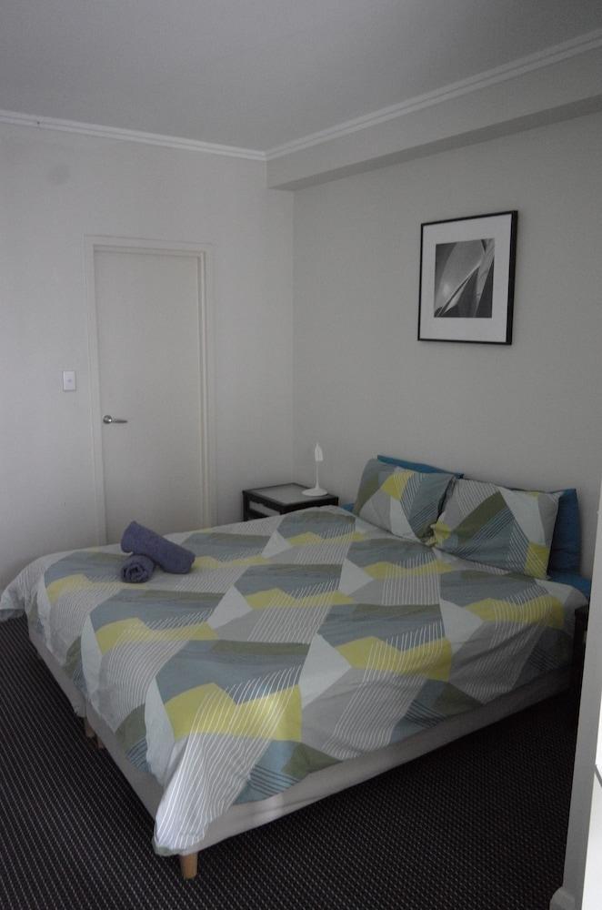 Large Apartment in World Square Sydney 2