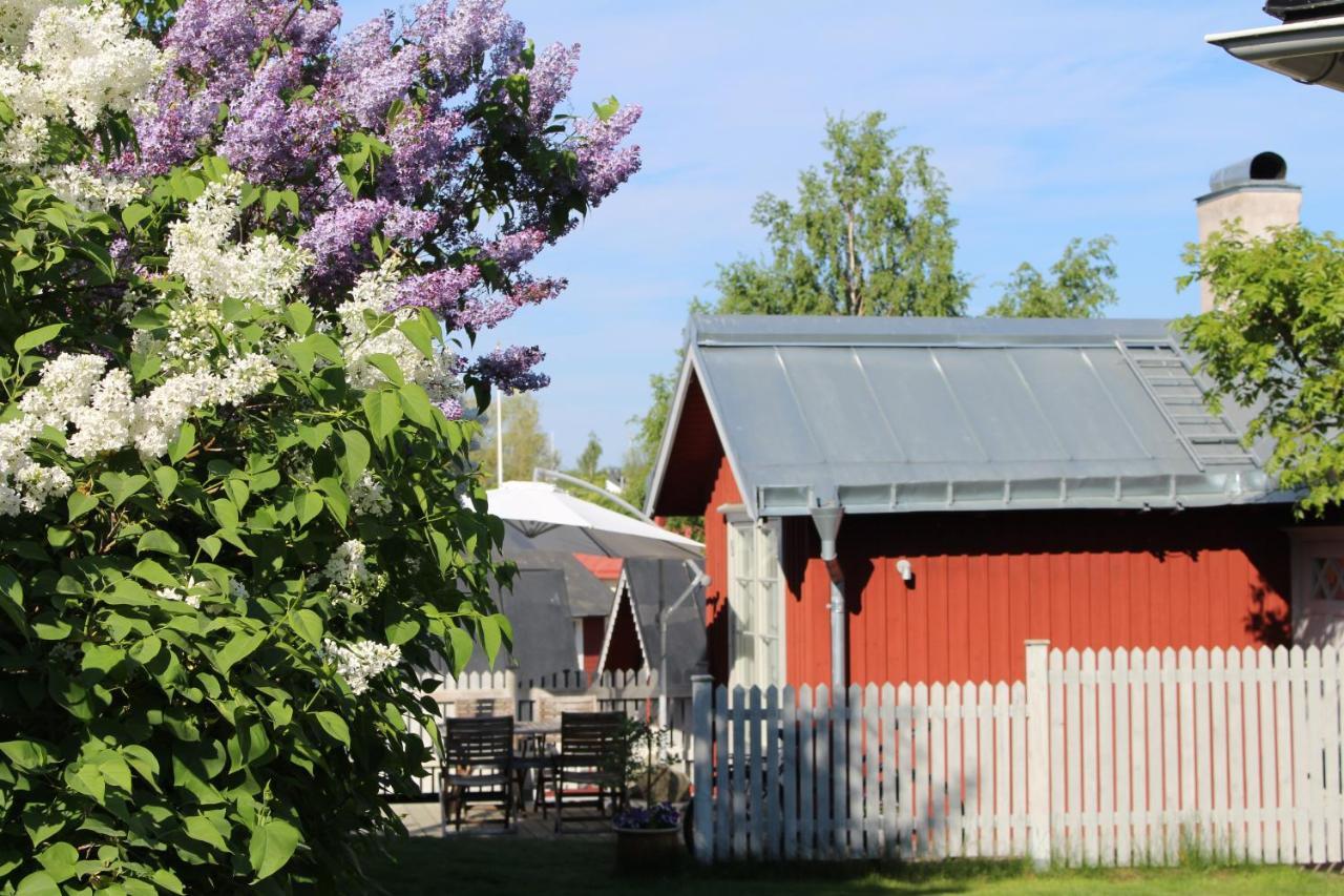 Vaxholm Seaview Cottage 1