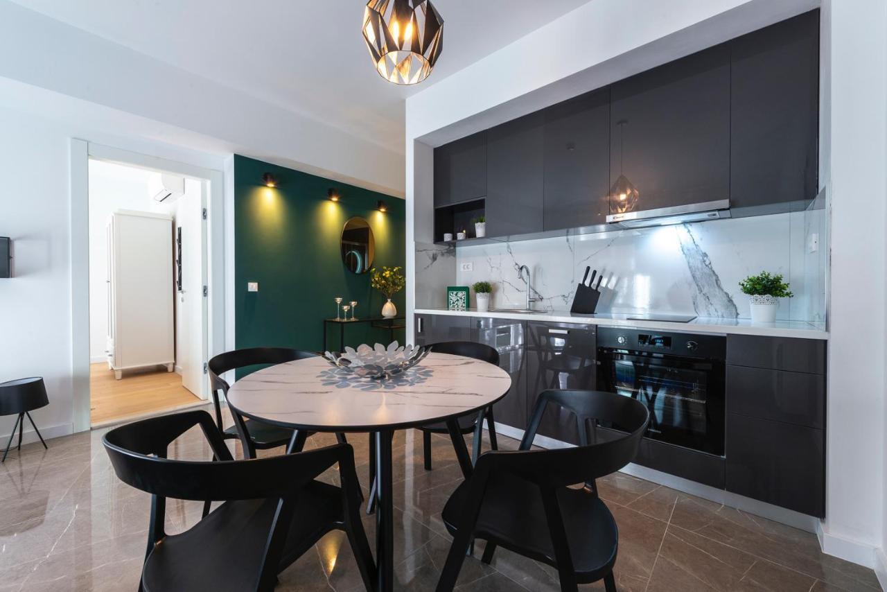 Apartments Adriatic Oasis & Marine View 2