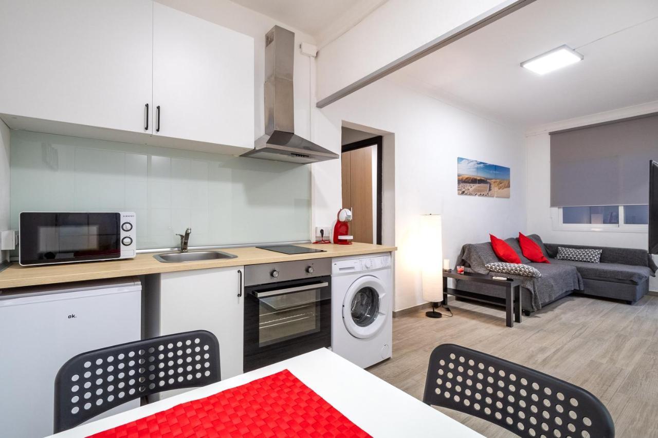 Beach Apartment, Next To the Sea