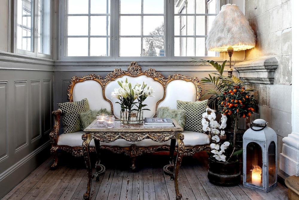 Gorvalns Slott (Adults only) 1