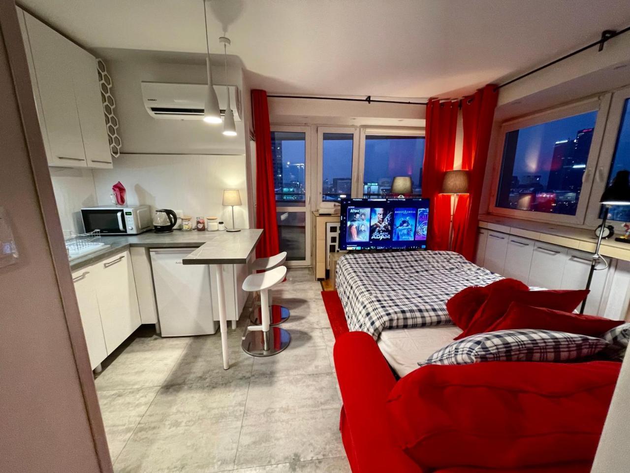 Love Metro Wifi 300mbs 65’Tv Netflix Hbo Appletv+