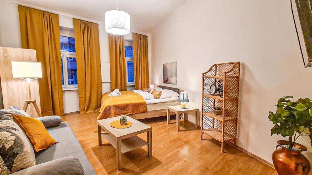 Economy Apartment Well Connected To the Whole City 1