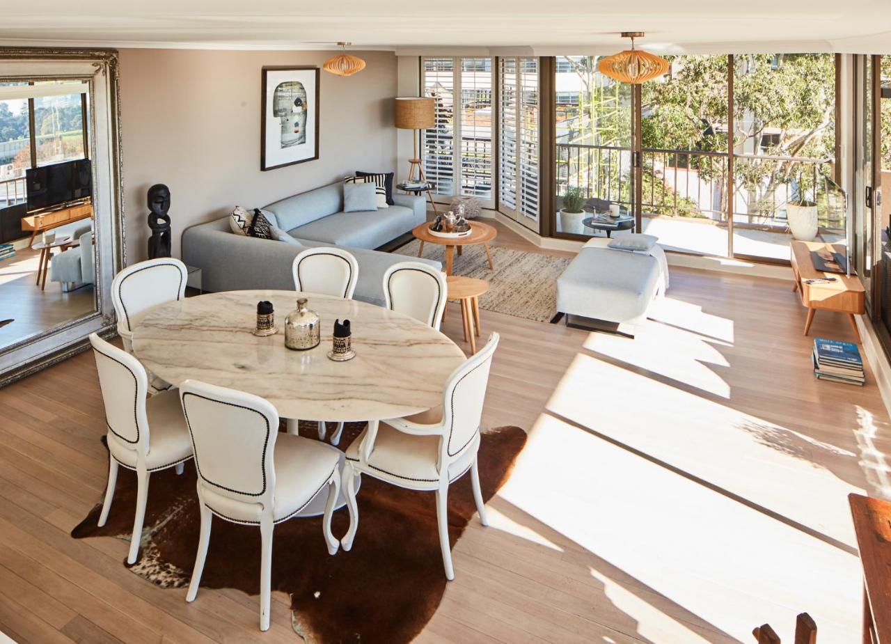 Inner City Harbour Views with Parking 2