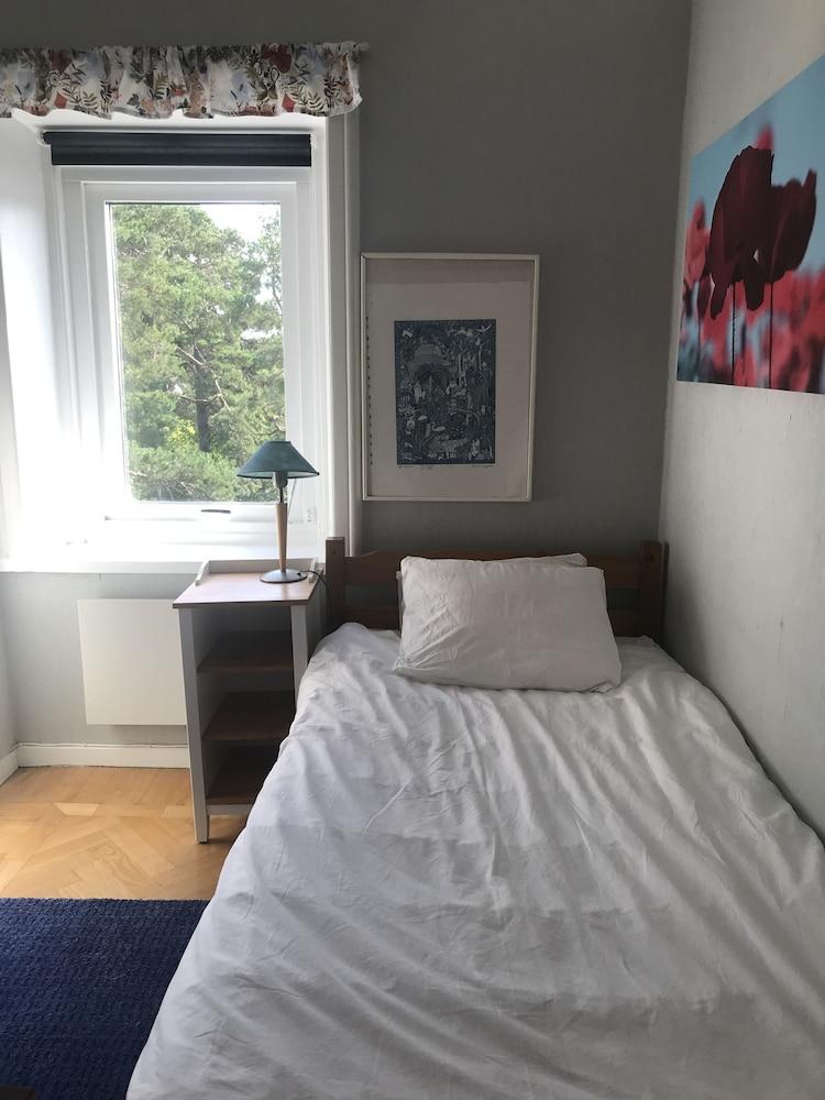 Solsidans Bed And Breakfast 2