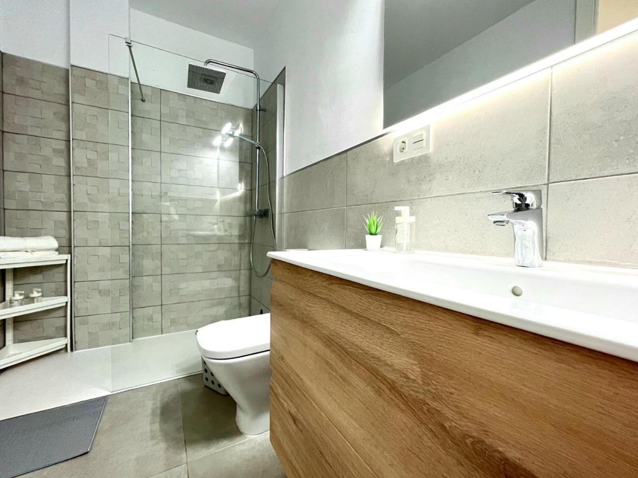 Precioso Apartamento Con Piscina a 50m de la Playa 2